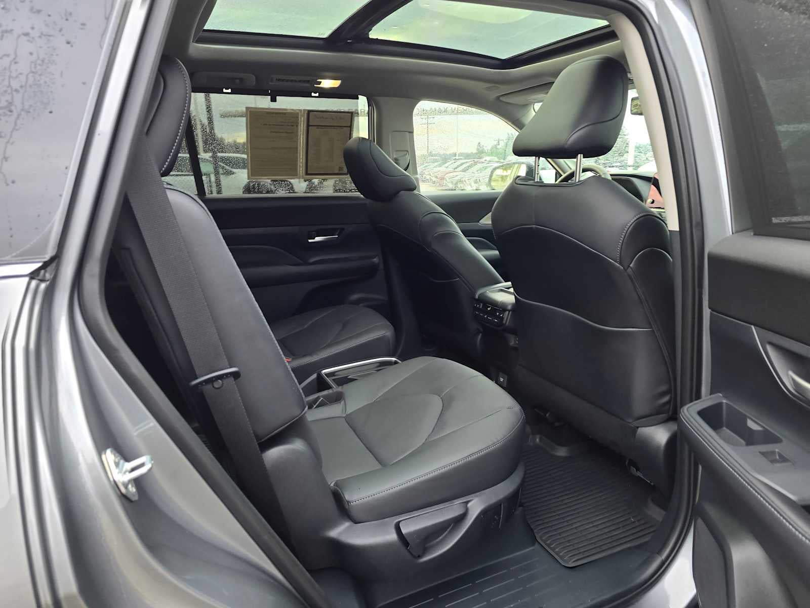 2025 Toyota Grand Highlander Platinum