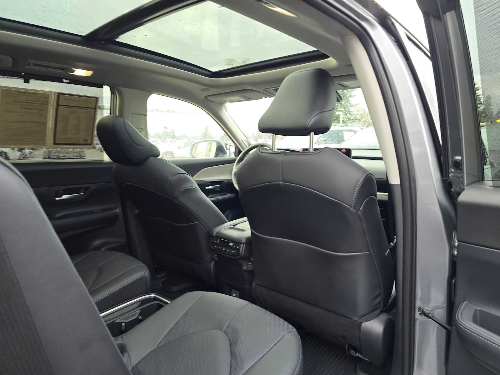 2025 Toyota Grand Highlander Platinum