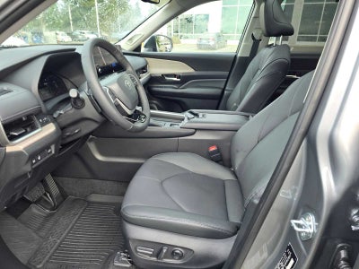 2025 Toyota Grand Highlander Platinum