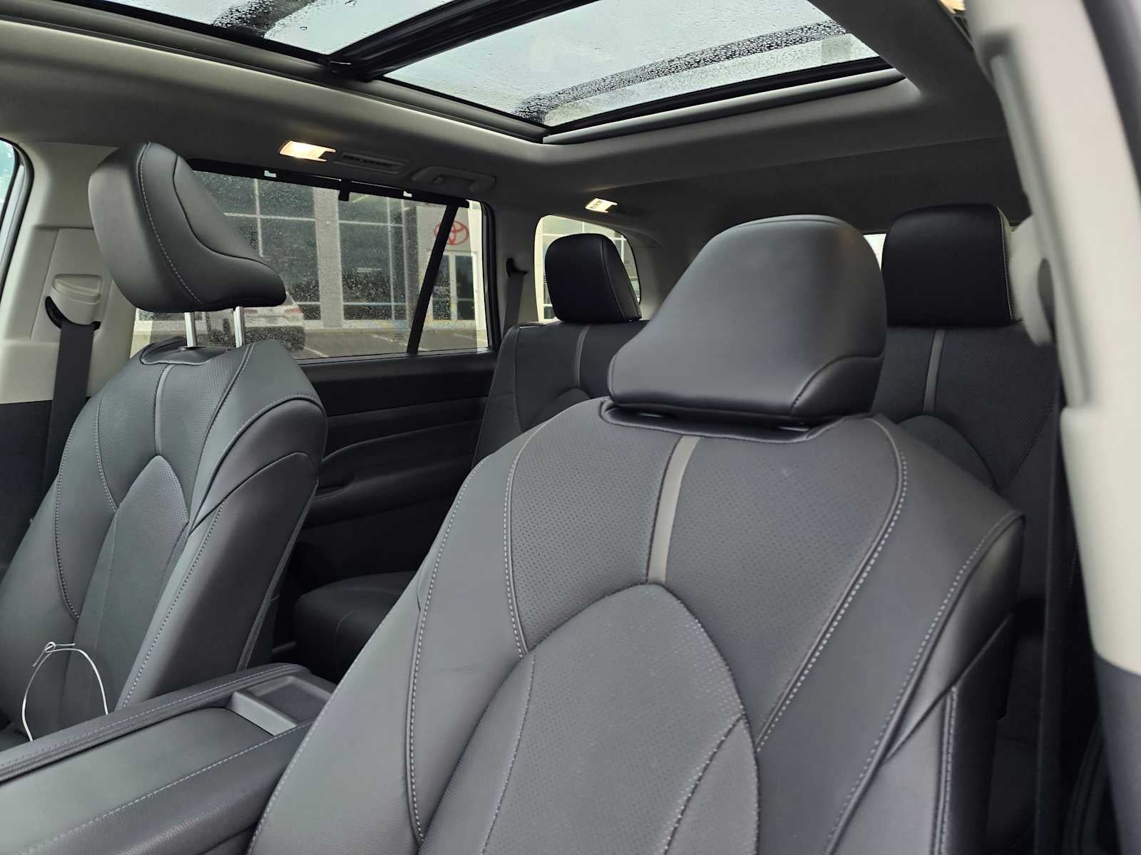 2025 Toyota Grand Highlander Platinum