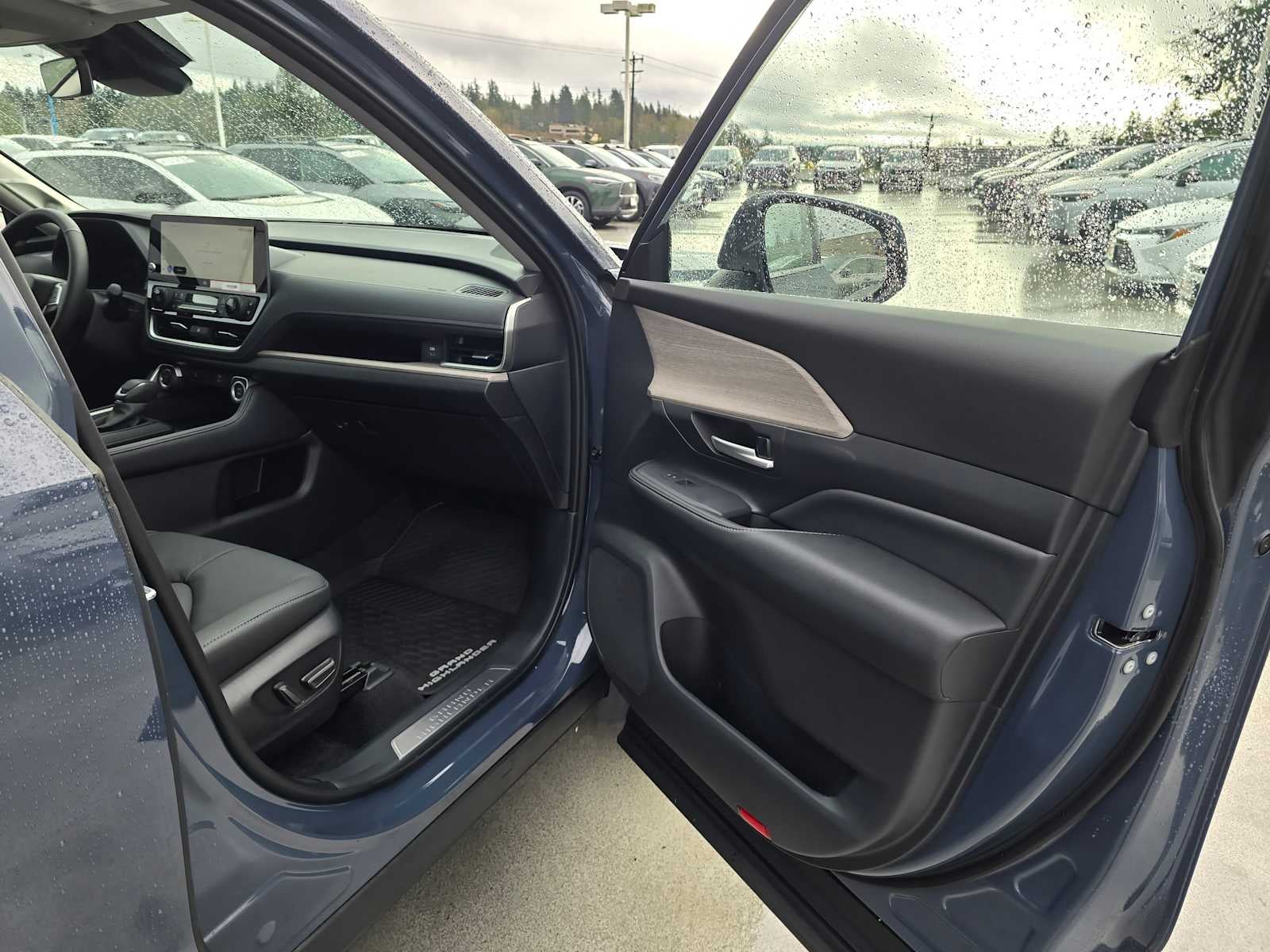 2025 Toyota Grand Highlander Hybrid Limited