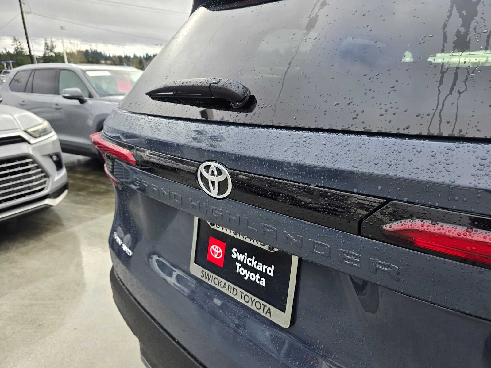 2025 Toyota Grand Highlander Hybrid Limited