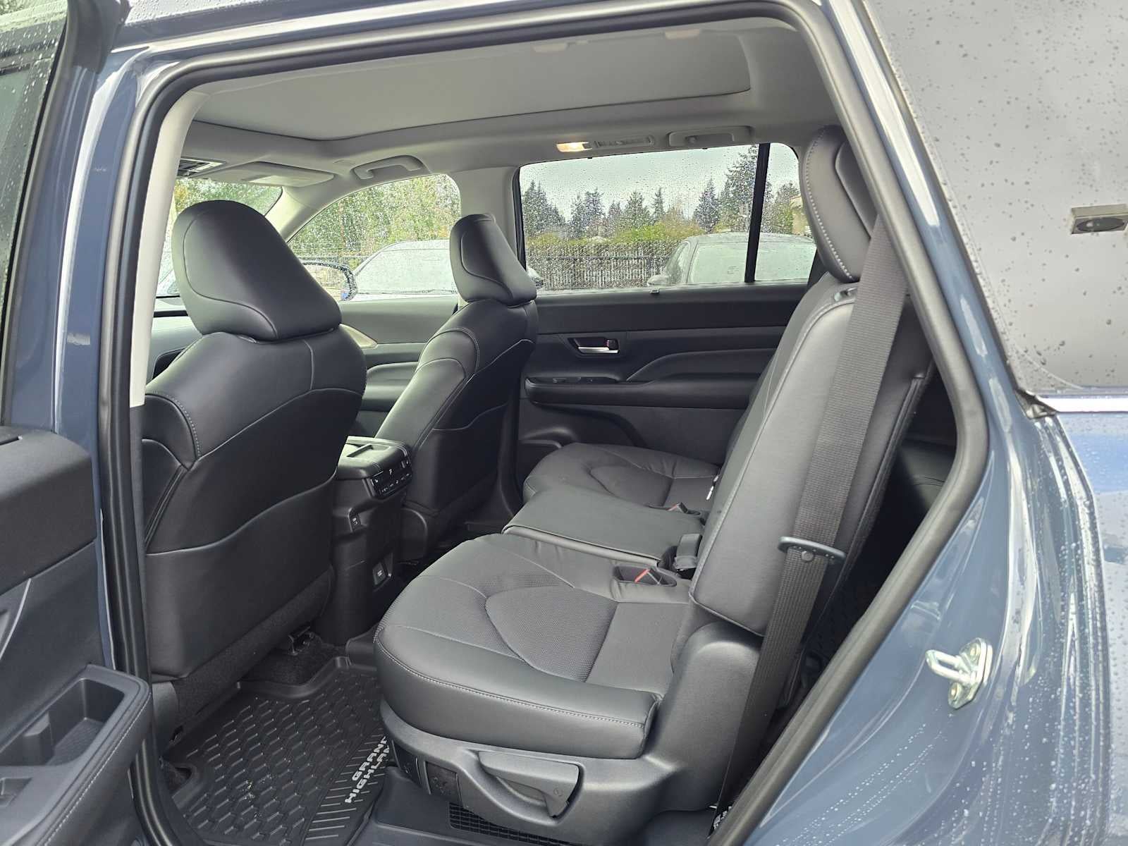 2025 Toyota Grand Highlander Hybrid Limited