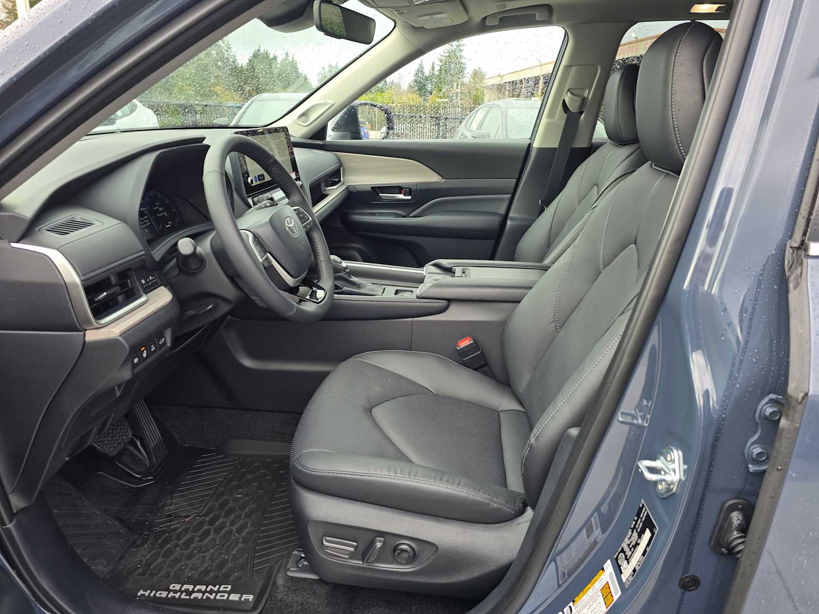 2025 Toyota Grand Highlander Hybrid Limited