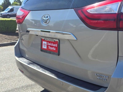 2015 Toyota Sienna Ltd