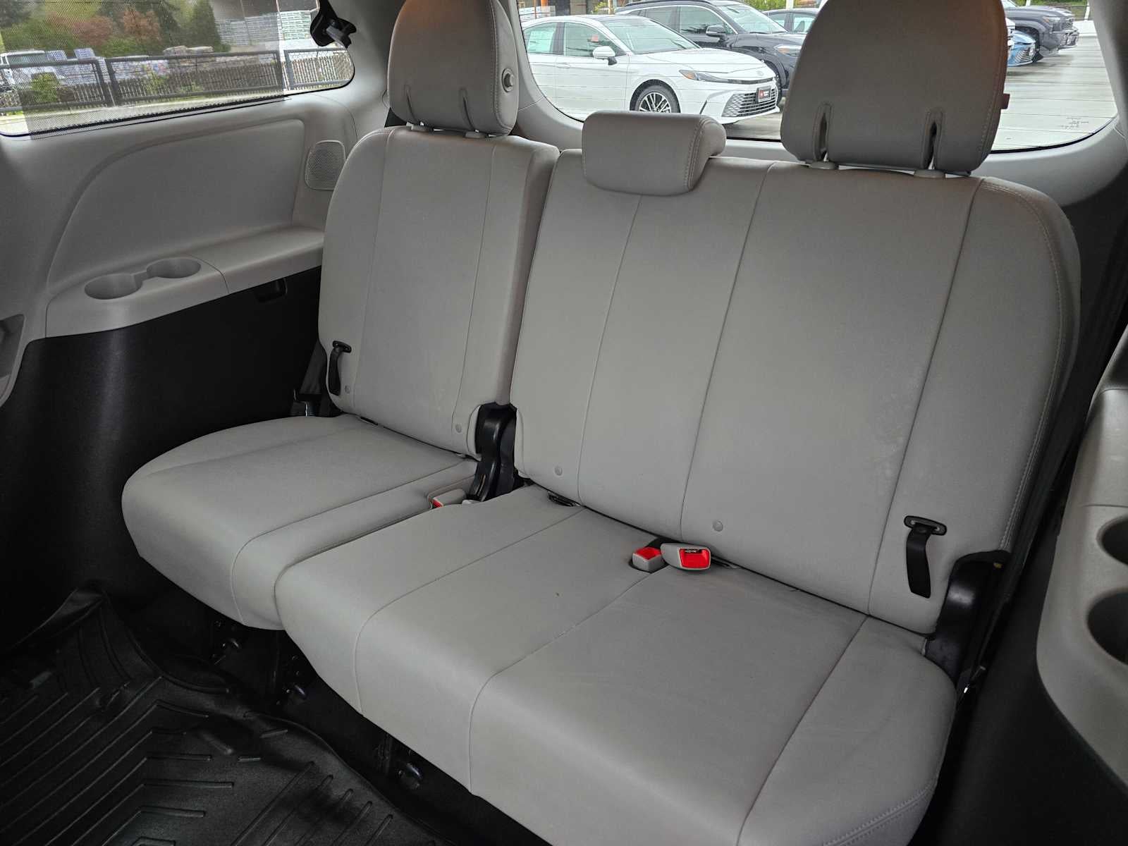 2017 Toyota Sienna Limited