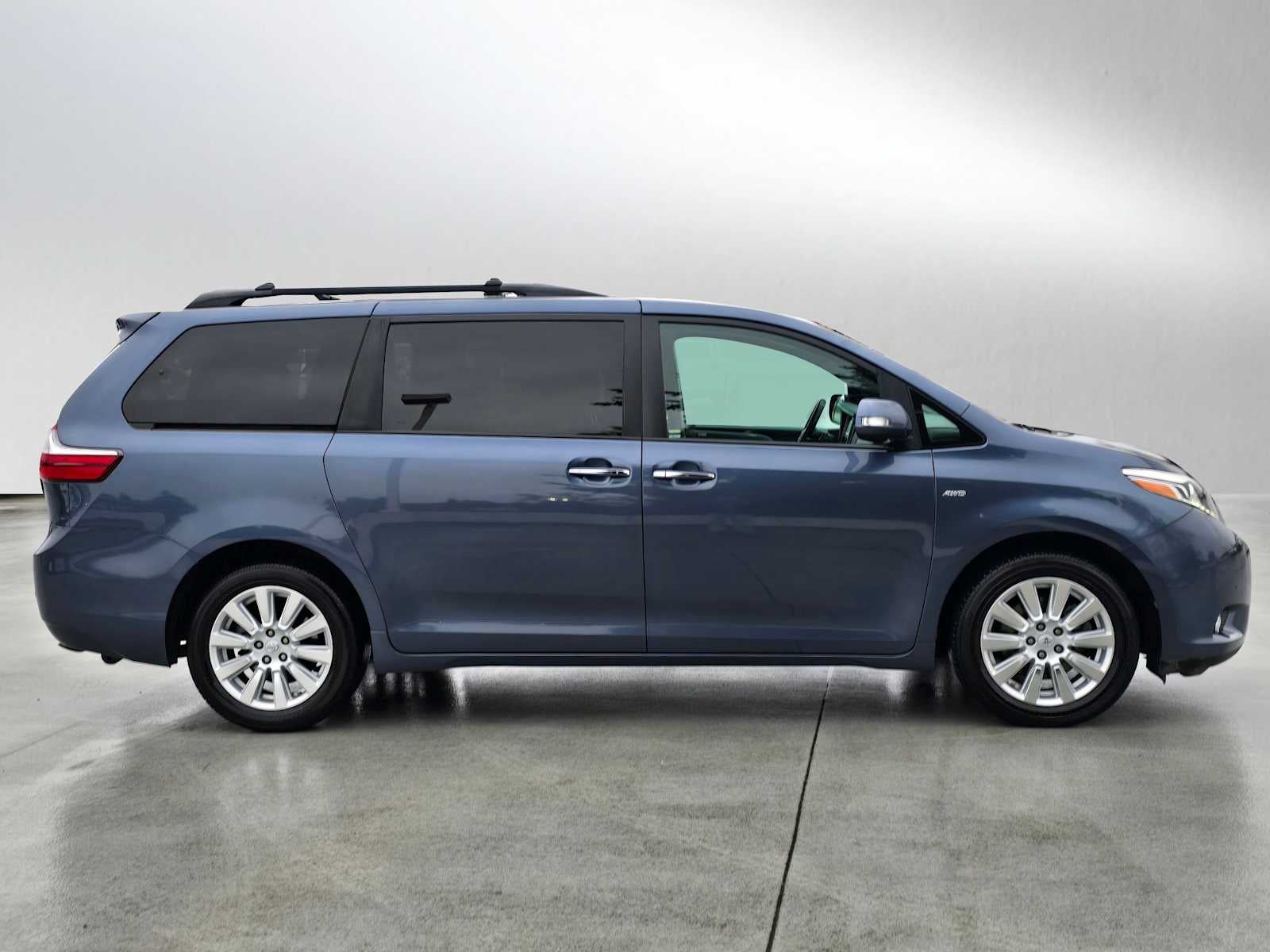 2017 Toyota Sienna Limited