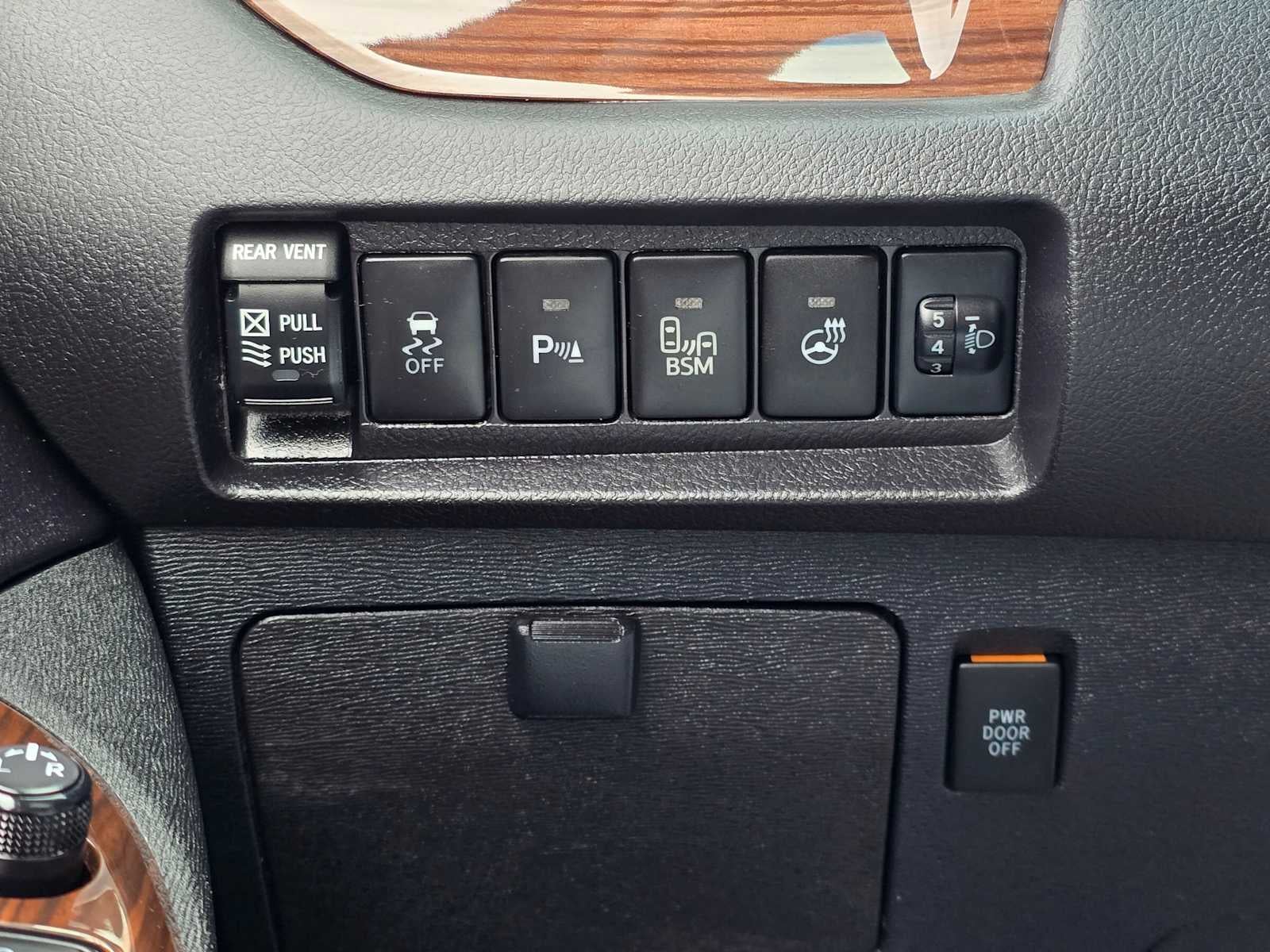 2017 Toyota Sienna Limited