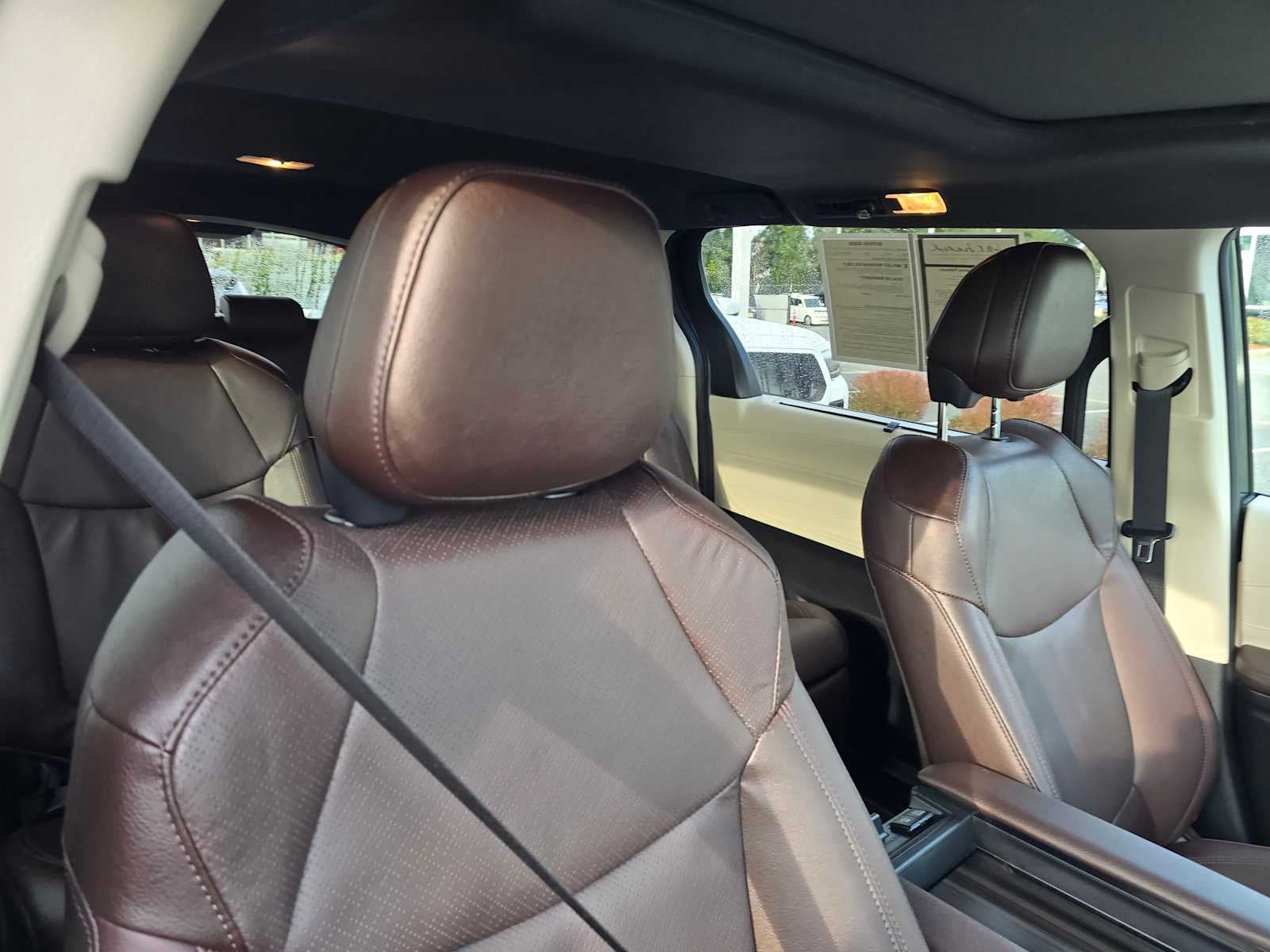 2024 Toyota Sienna Platinum