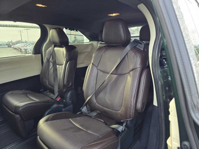 2024 Toyota Sienna Platinum