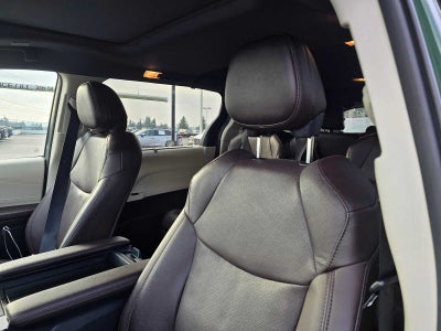 2024 Toyota Sienna Platinum