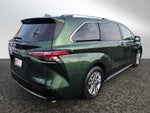 2024 Toyota Sienna Platinum