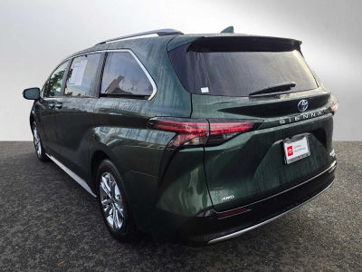 2024 Toyota Sienna Platinum