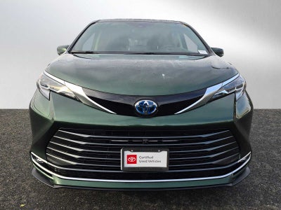 2024 Toyota Sienna Platinum