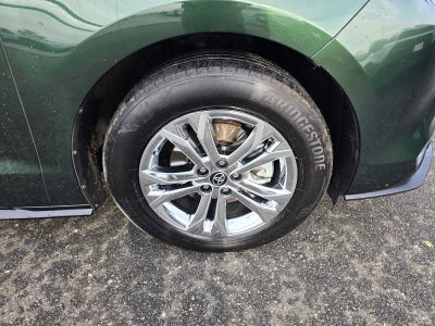 2024 Toyota Sienna Platinum