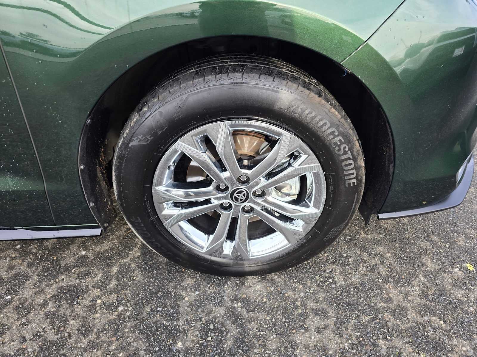 2024 Toyota Sienna Platinum