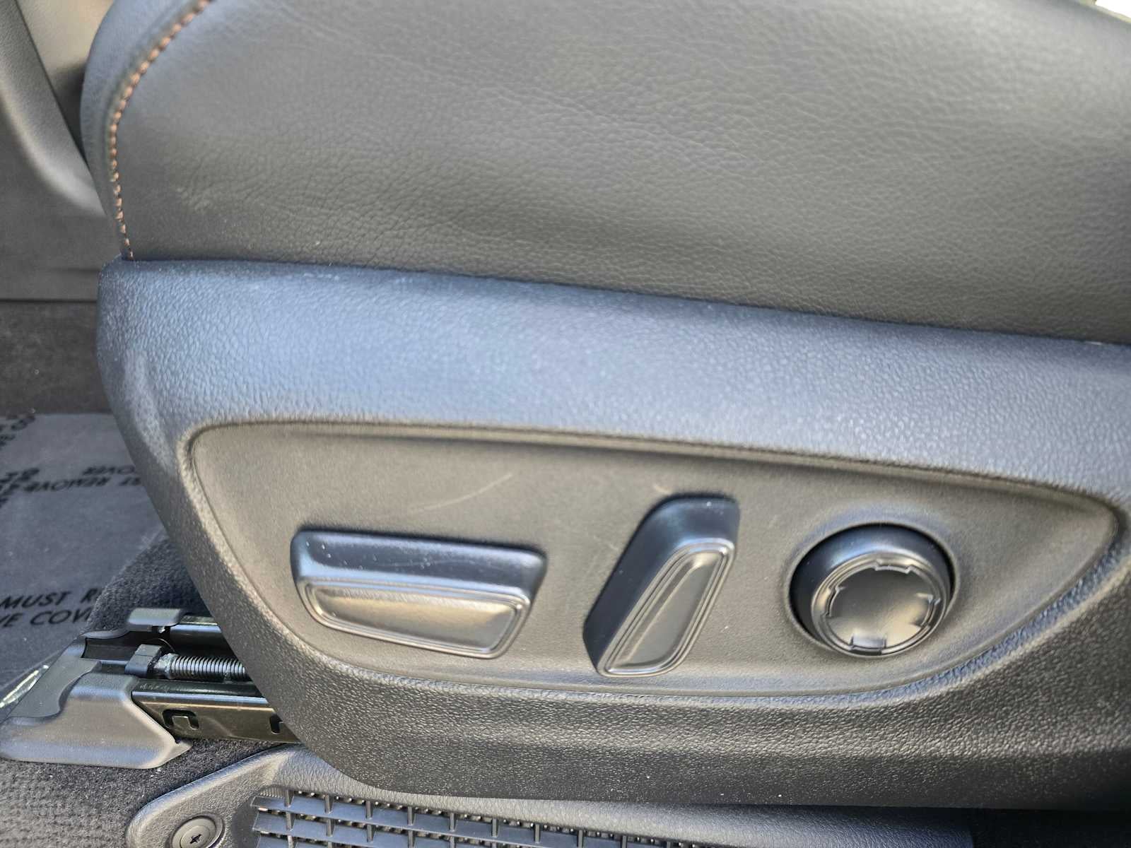 2025 Toyota Sienna Platinum