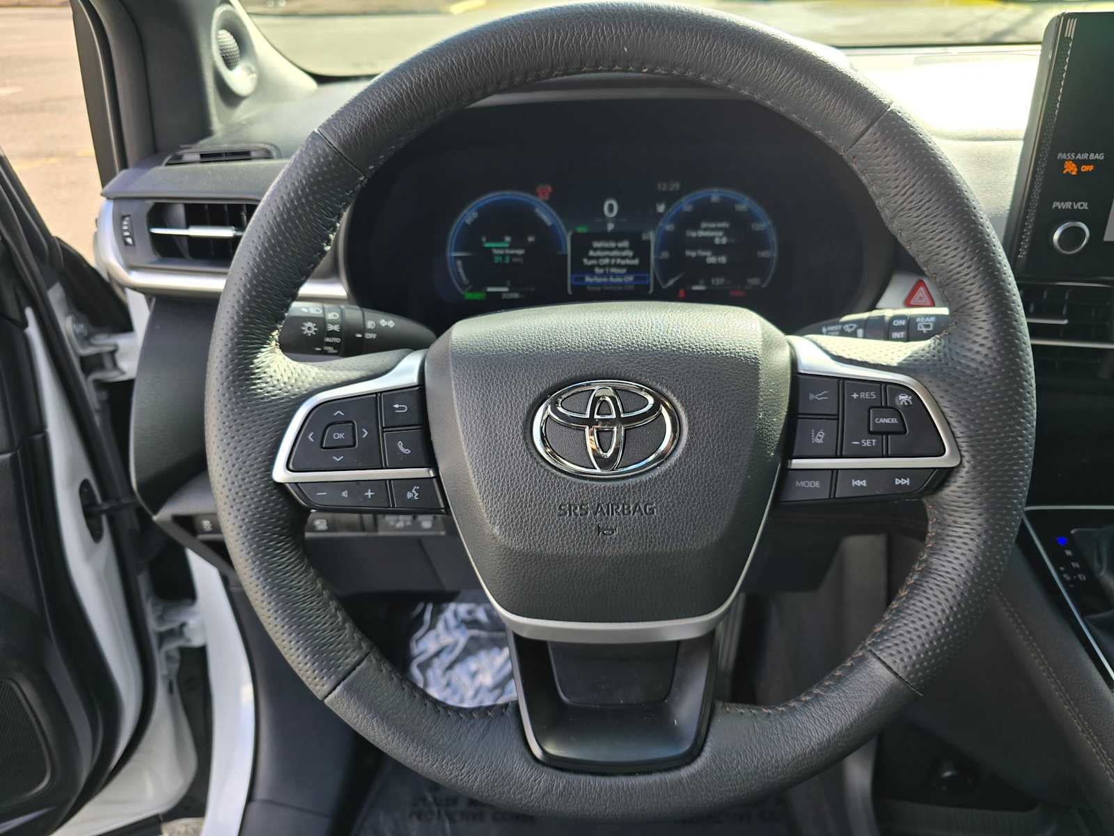 2025 Toyota Sienna Platinum