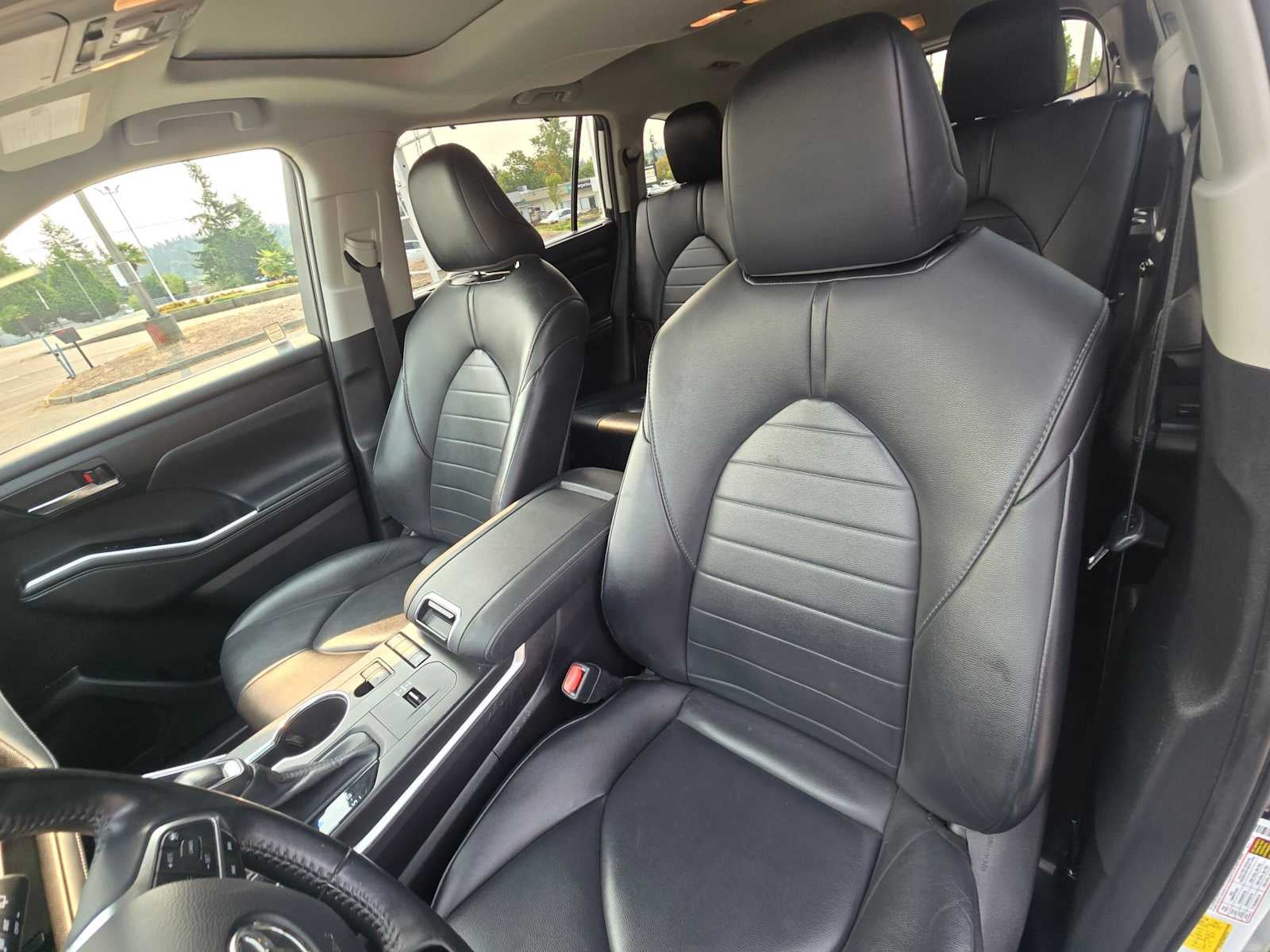 2021 Toyota Highlander Hybrid XLE