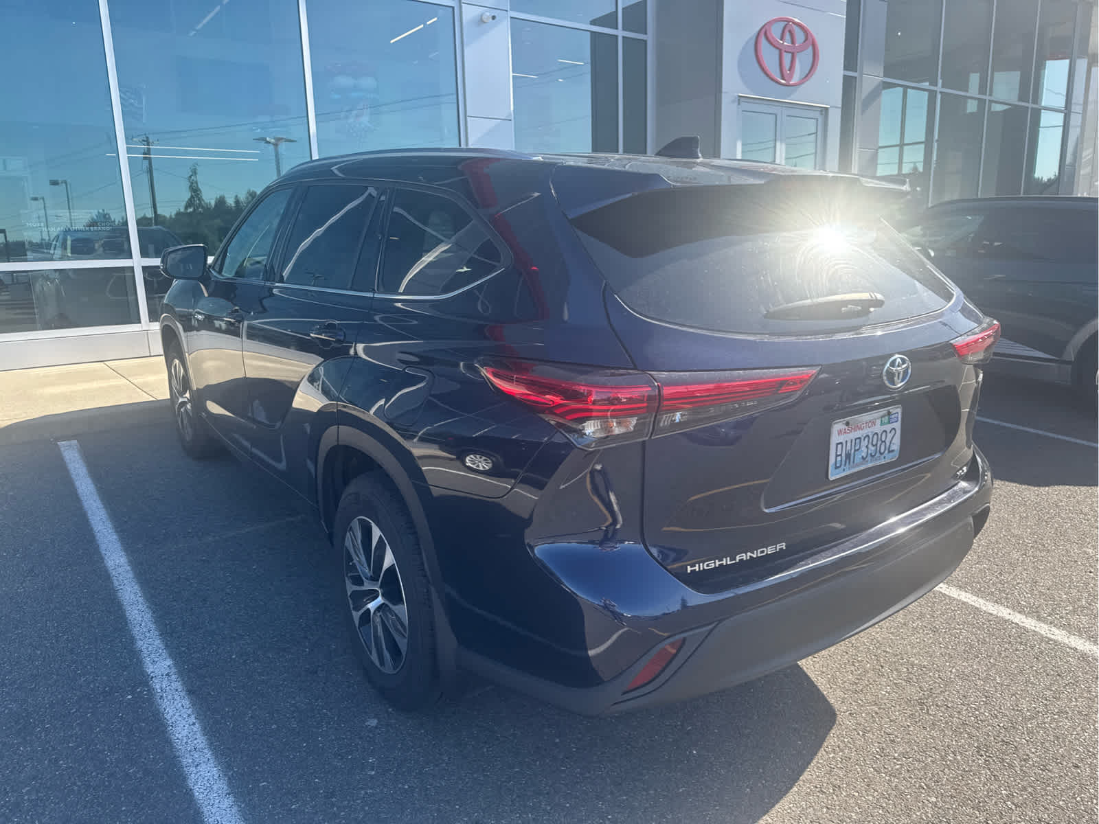2020 Toyota Highlander Hybrid XLE