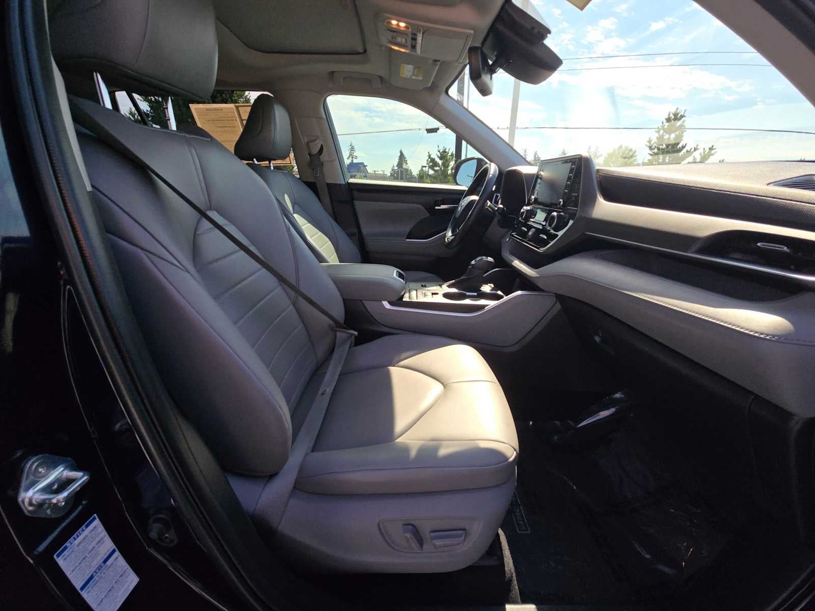 2021 Toyota Highlander Hybrid XLE