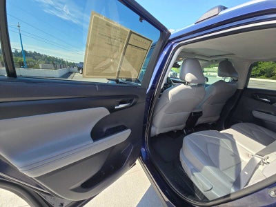 2021 Toyota Highlander Hybrid XLE