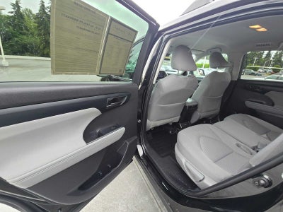 2023 Toyota Highlander LE