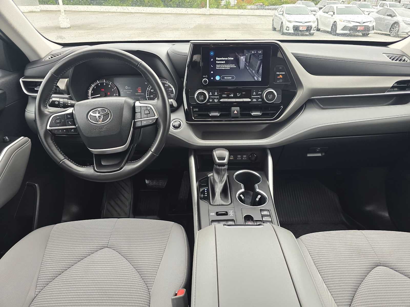 2023 Toyota Highlander LE
