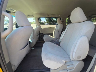 2014 Toyota Sienna LE