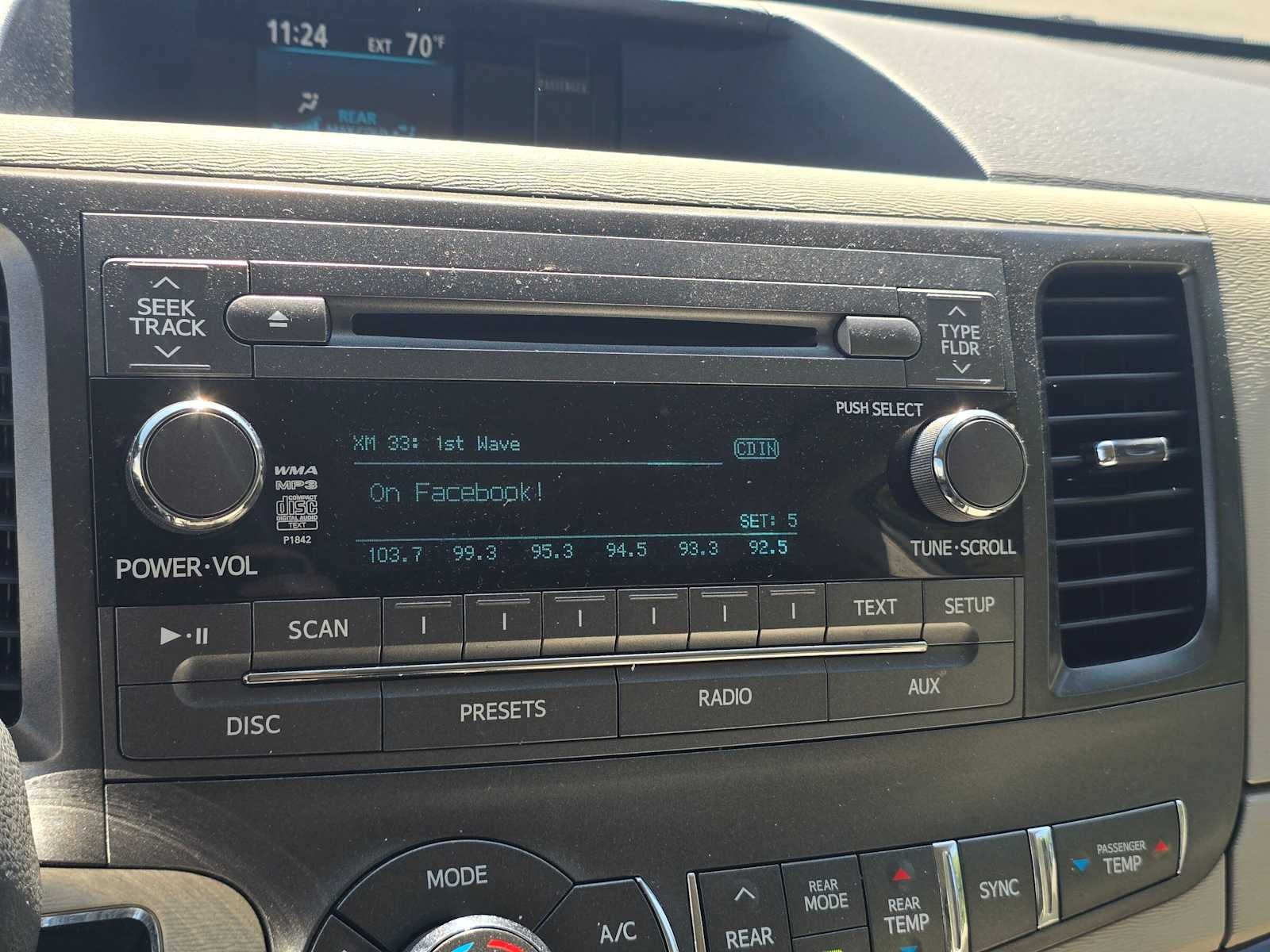 2014 Toyota Sienna LE