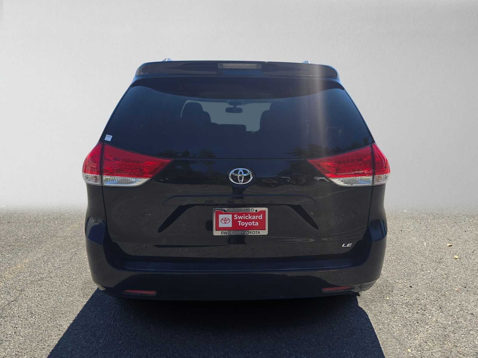 2014 Toyota Sienna LE