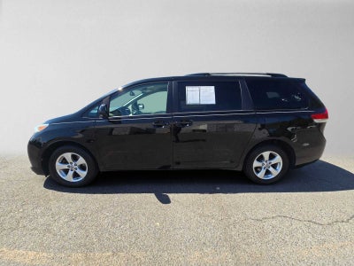 2014 Toyota Sienna LE