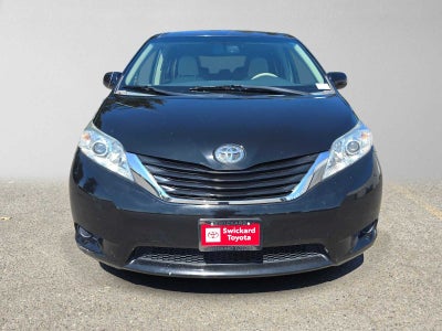 2014 Toyota Sienna LE