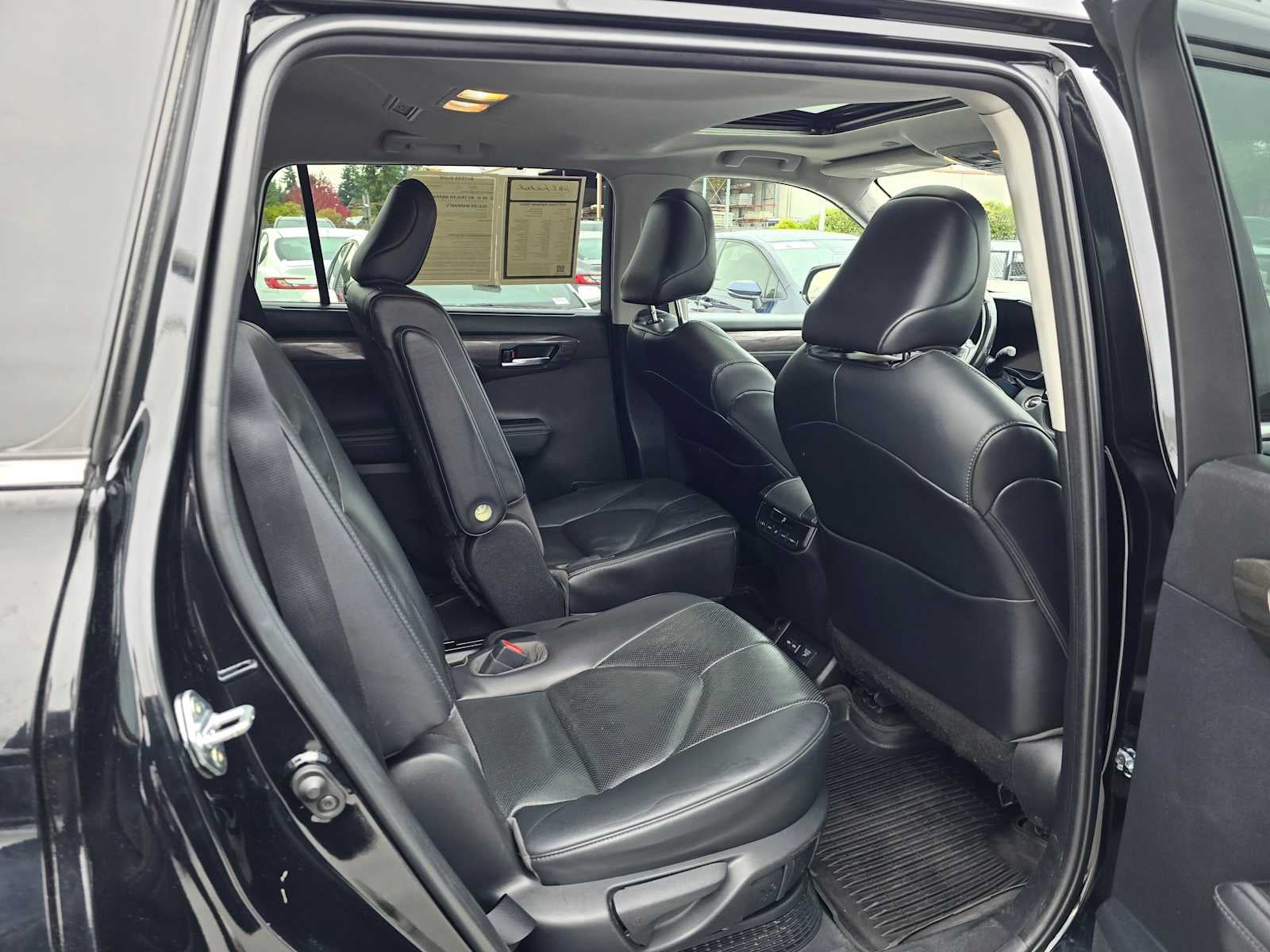 2023 Toyota Highlander Hybrid Limited