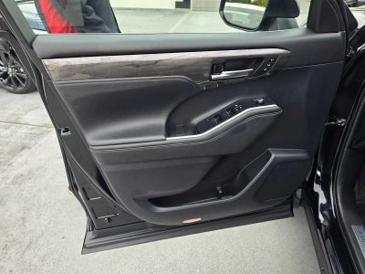 2023 Toyota Highlander Hybrid Limited