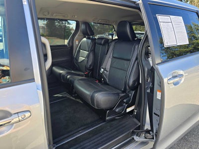 2016 Toyota Sienna SE