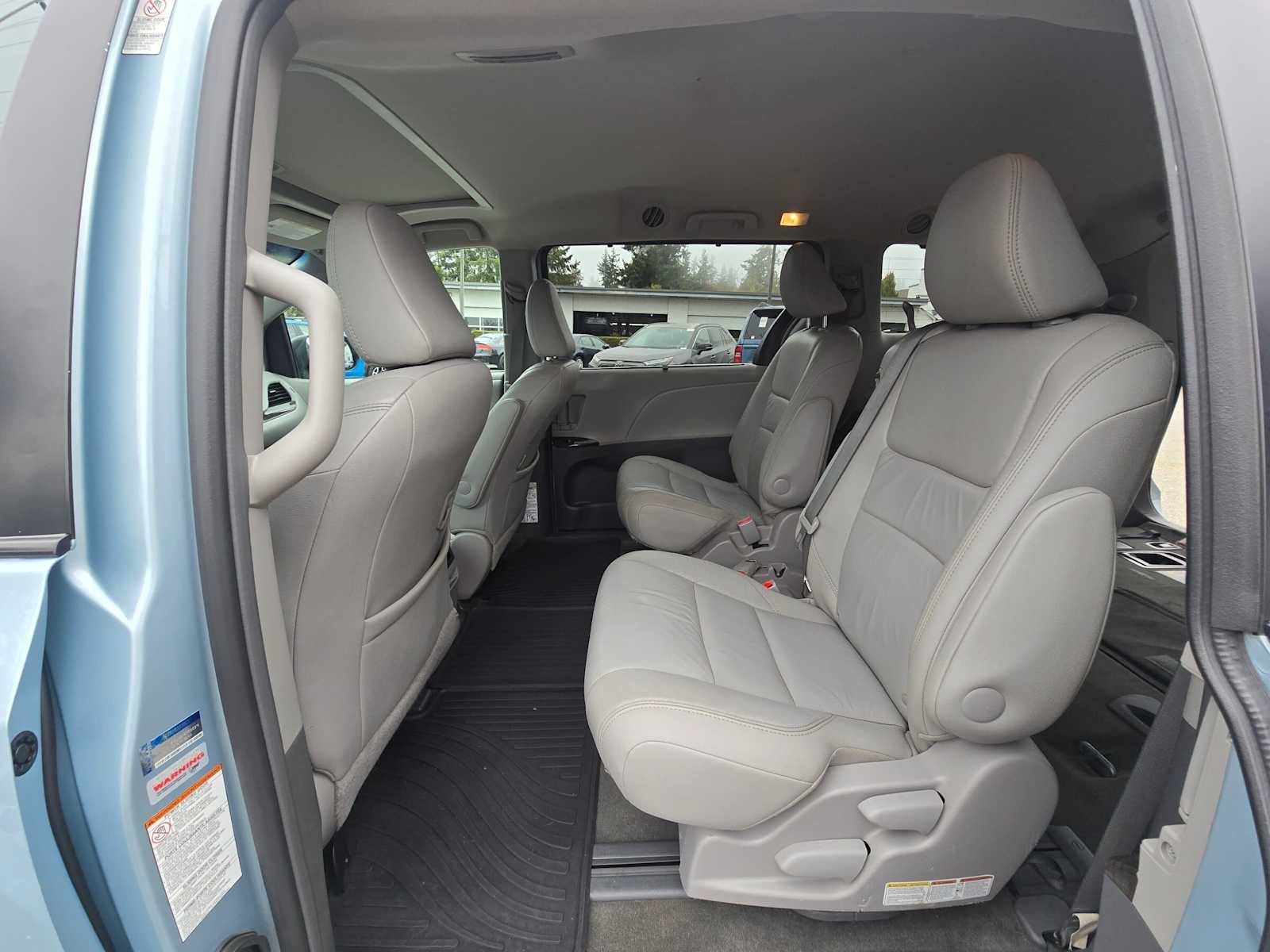2016 Toyota Sienna XLE