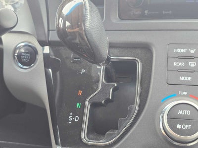 2016 Toyota Sienna XLE