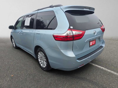 2016 Toyota Sienna XLE