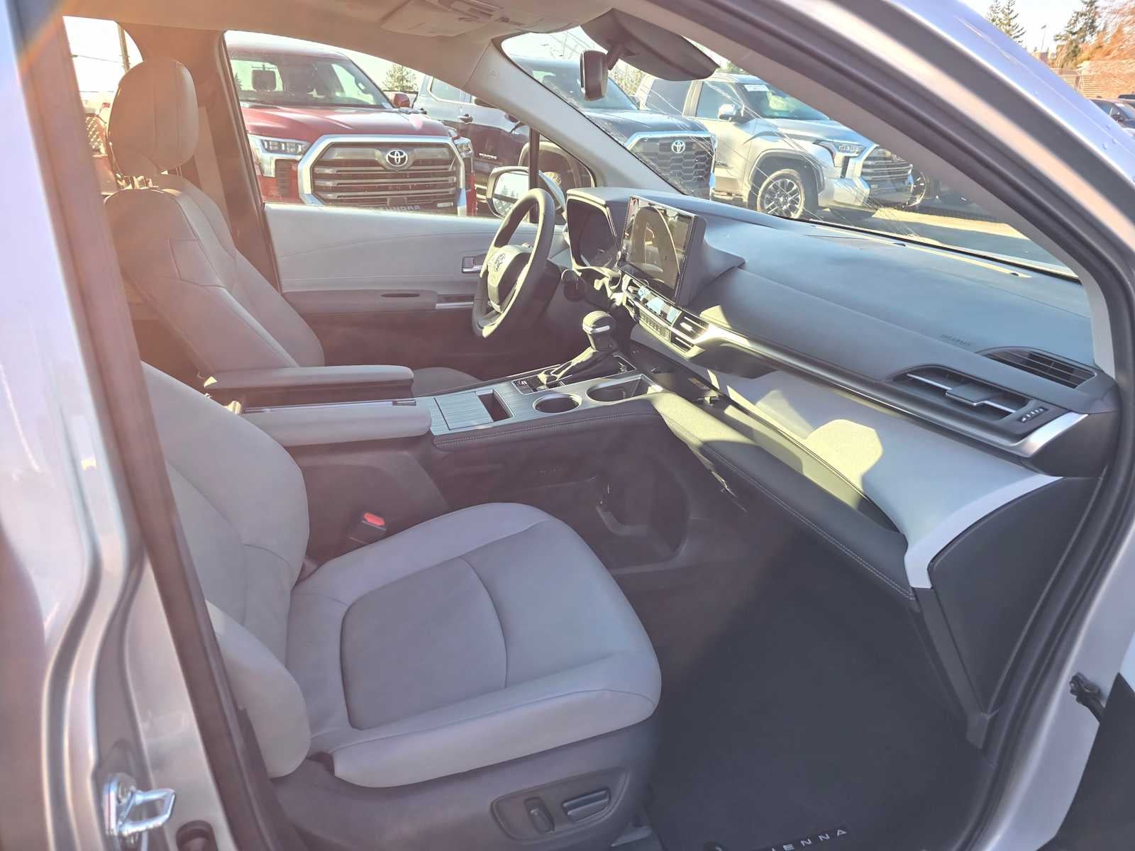 2025 Toyota Sienna XLE Autono-MaaS