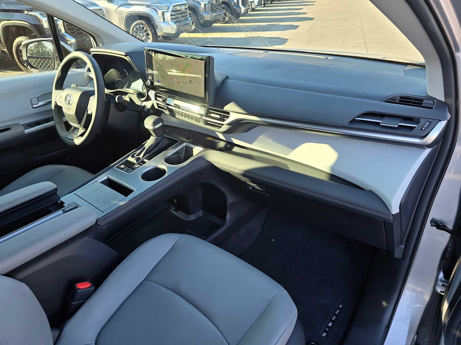 2025 Toyota Sienna XLE Autono-MaaS