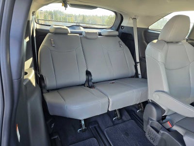 2025 Toyota Sienna XLE Autono-MaaS