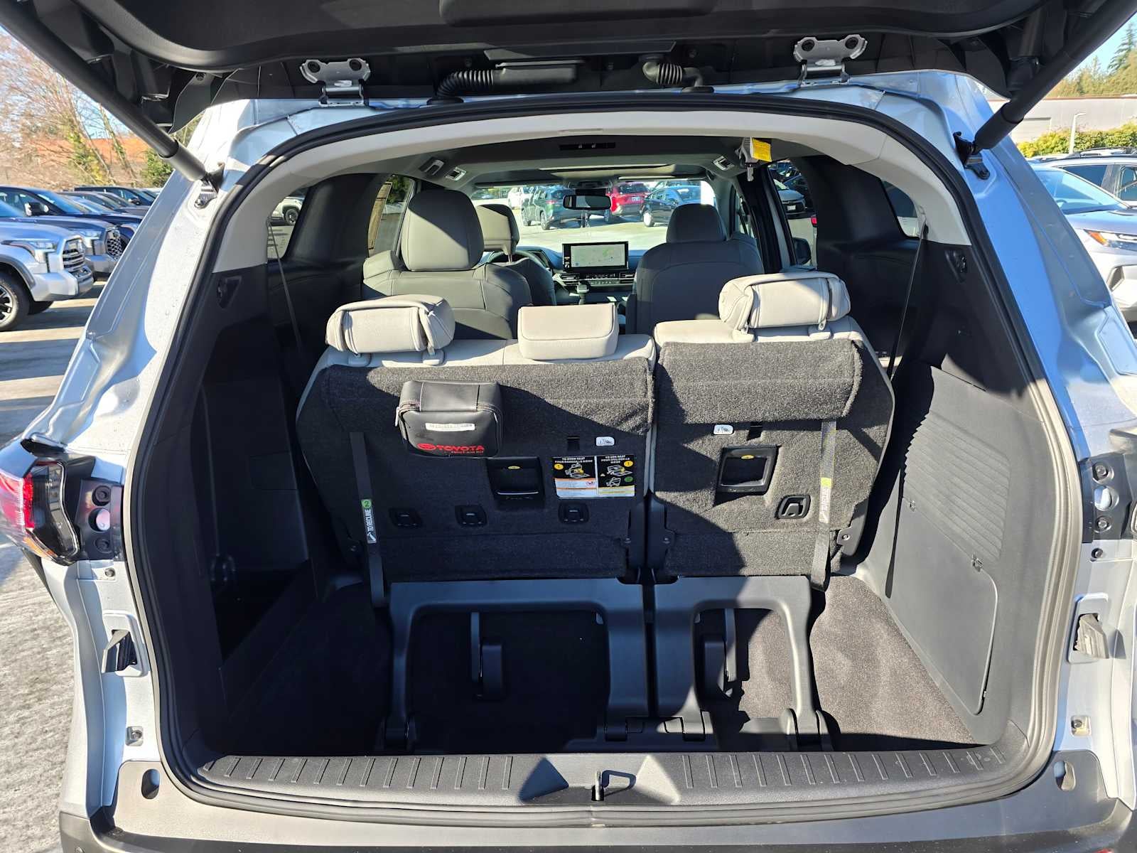 2025 Toyota Sienna XLE Autono-MaaS