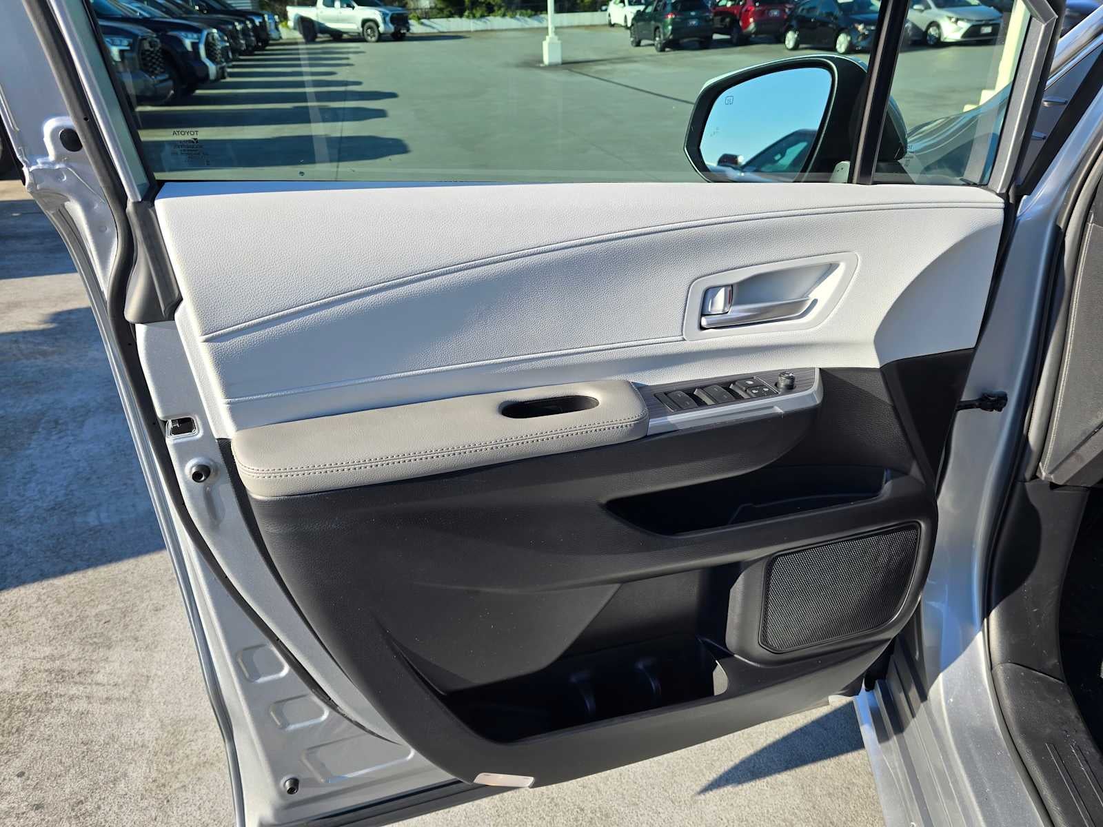 2025 Toyota Sienna XLE Autono-MaaS