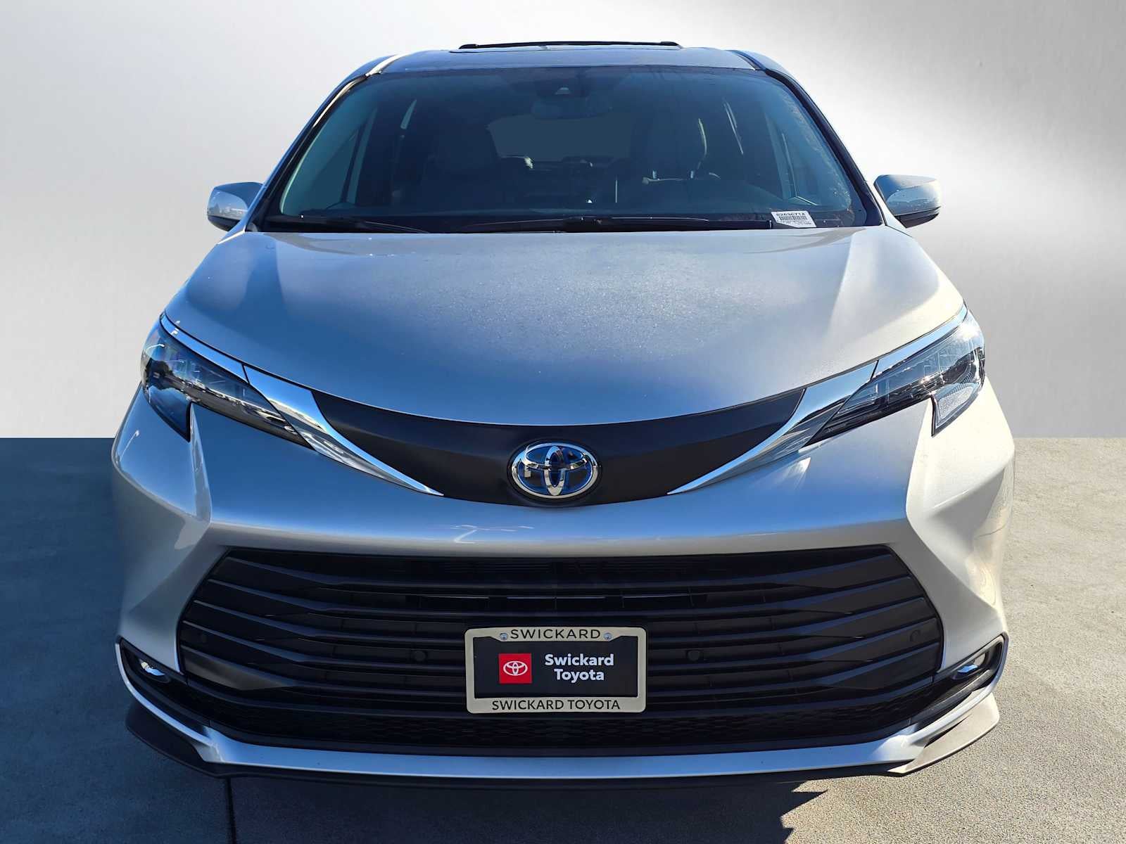 2025 Toyota Sienna XLE Autono-MaaS