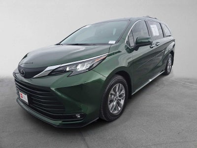 2026 Toyota Sienna XLE