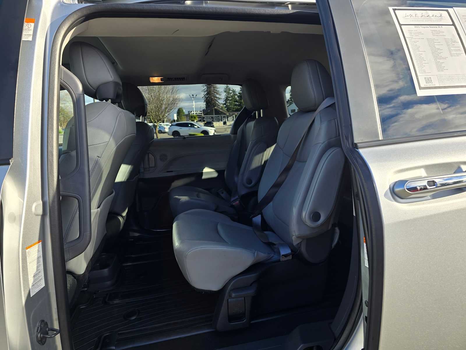 2023 Toyota Sienna XLE