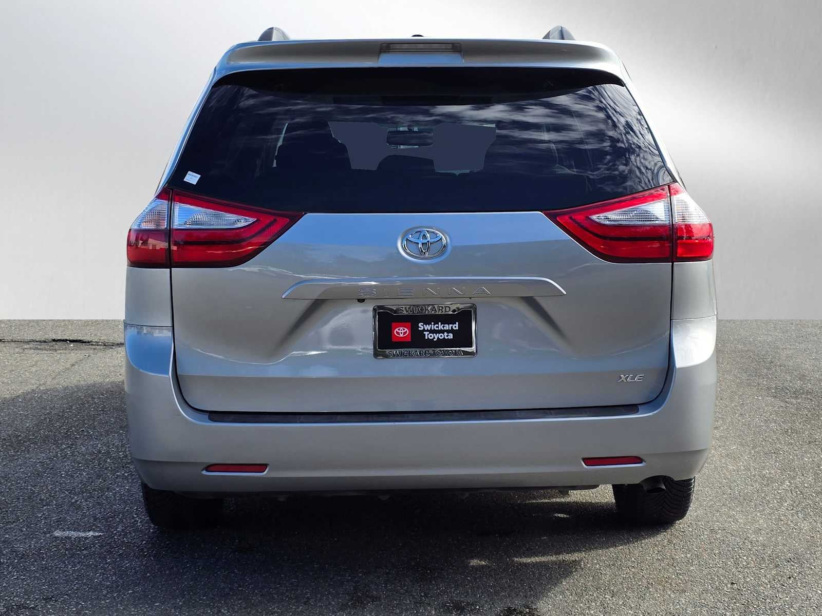 2017 Toyota Sienna XLE Premium