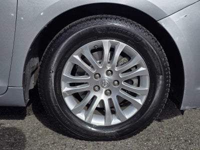 2017 Toyota Sienna XLE Premium