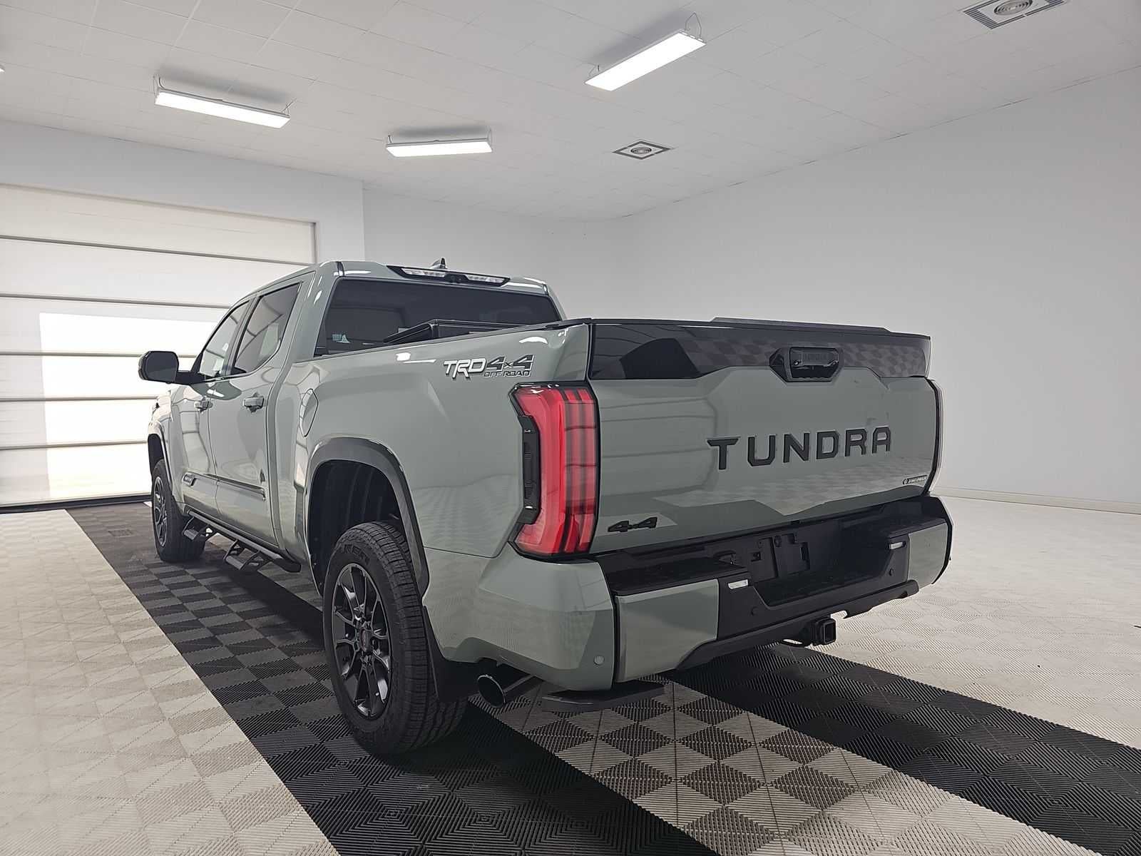2025 Toyota Tundra Limited Hybrid
